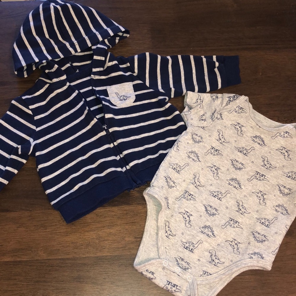 Little me 9 month set